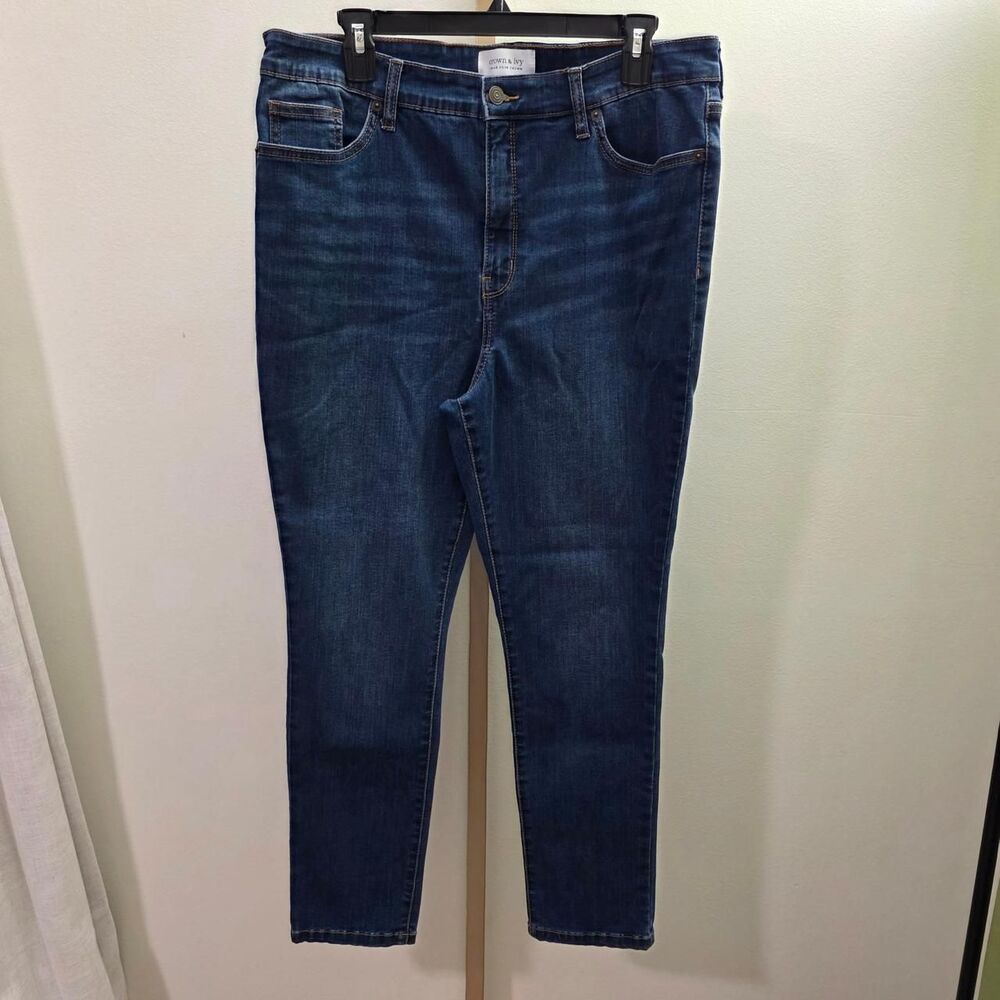 Crown-ivy Women's Blue and Navy Jeans